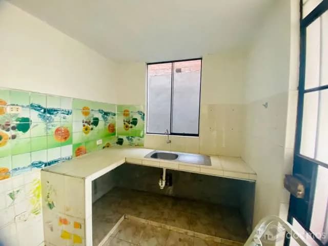 Alquiler Departamento 140m2-2do. piso Frente a parque — foto 4