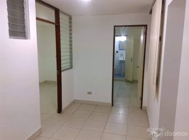 ALQUILO OFICINA 30m² SAN ISIDRO — foto 1