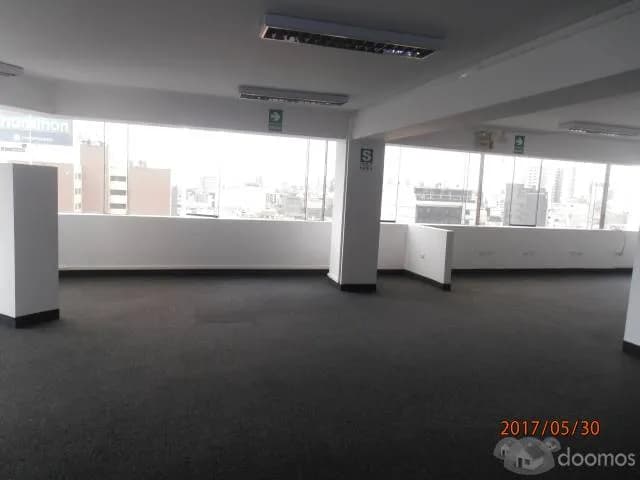 ALQUILER DE OFICINA IMPLEMENTADA EN MIRAFLORES — foto 3