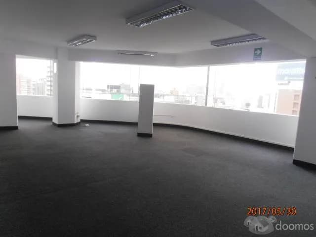 ALQUILER DE OFICINA IMPLEMENTADA EN MIRAFLORES — foto 7