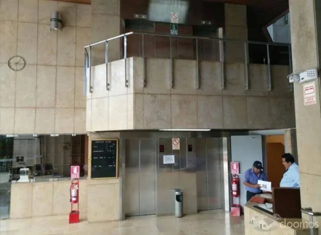 ALQUILER DE OFICINA DE LUJO — foto 1