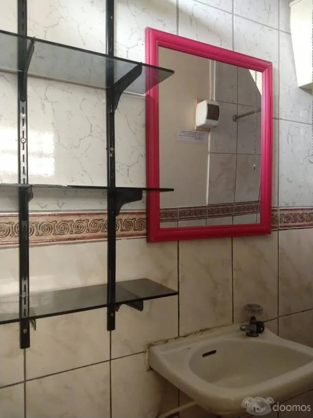 Habitación San Miguel Av. Universitaria Cdra. 3 — foto 1