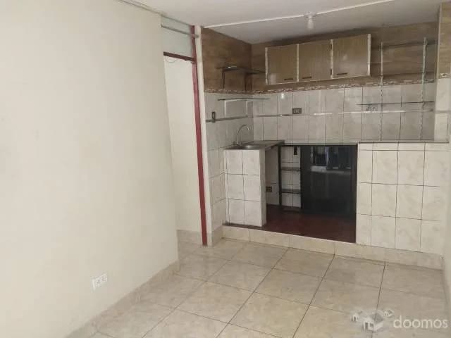 Habitación San Miguel Av. Universitaria Cdra. 3 — foto 3