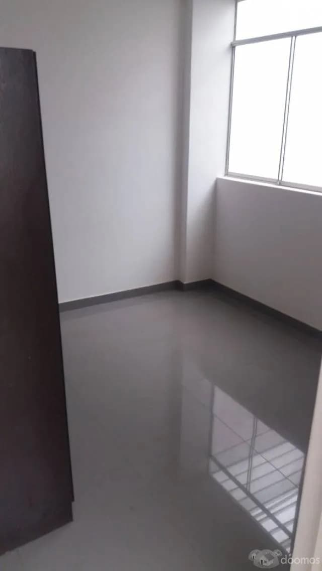 ALQUILER CASA CON COCHERA DISTRITO DE LA ESPERANZA — foto 8