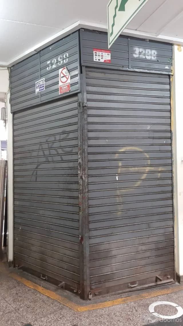 Venta de tienda comercial en Galerías Mercado Central — foto 1