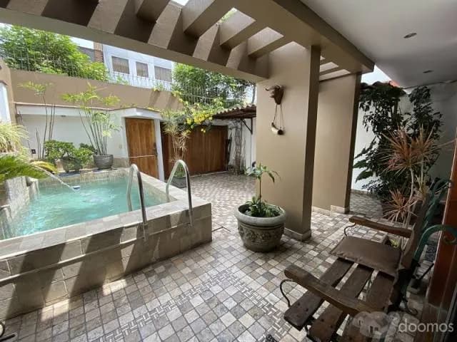 SE VENDE CASA CON  BELLOS ACABADOS NATURALES — foto 4
