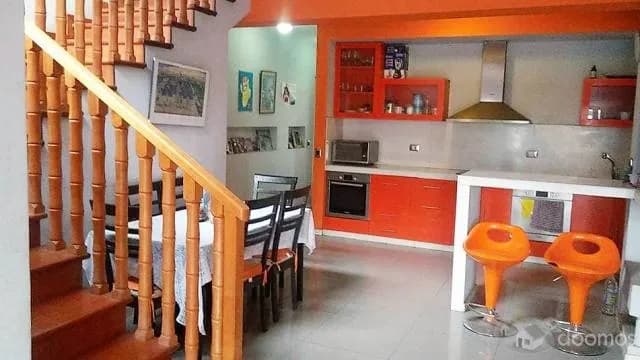 CASA EN VENTA EN LA URB. SAN ANTONIO DE CARABAYLLO — foto 3