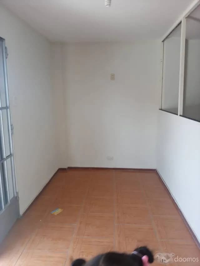 Alquiler de espacio en tienda santa anita — foto 2