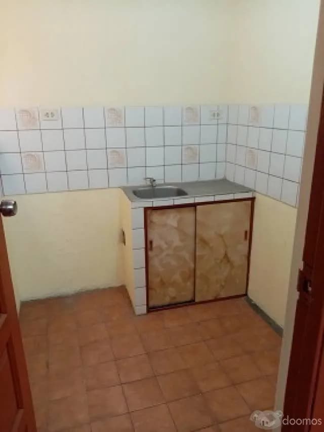 Alquilo departamento en San Martín de Porres — foto 4