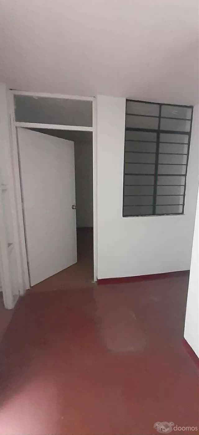 CASA EN VENTA PRIMER PISO - INDEPENDIENTE - GAS NATURAL — foto 3