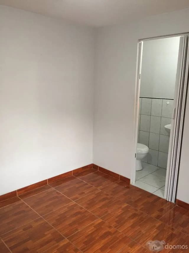 ALQUILO HABITACION INDEPENDIENTE EN SAN MIGUEL — foto 1