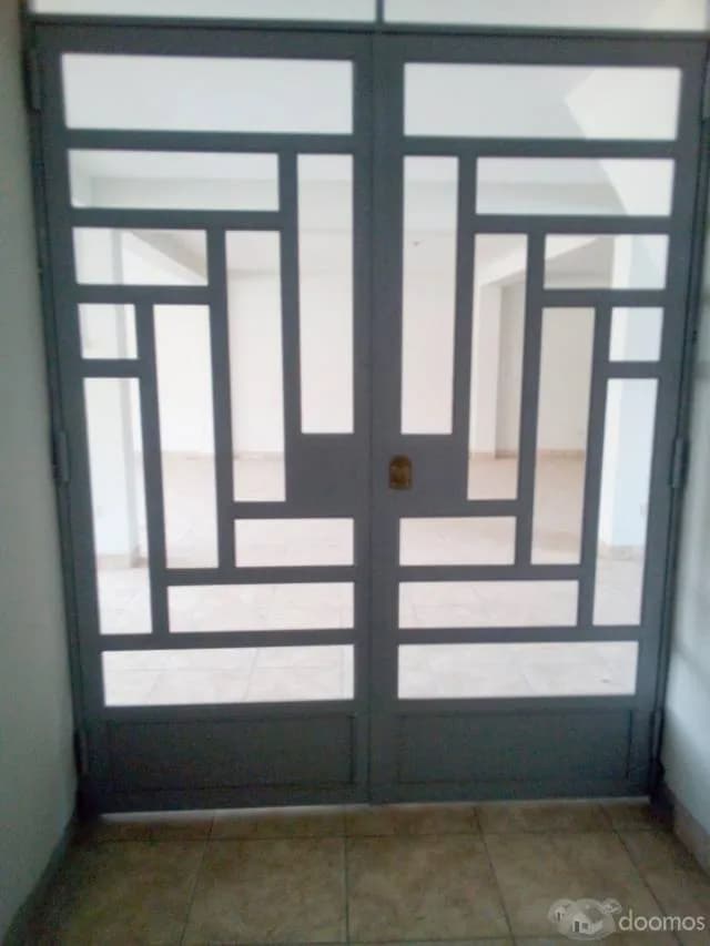 SE ALQUILA LOCAL COMERCIAL 350 mts — foto 7