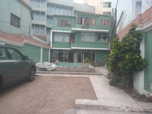 CASA COMO TERRENO EN ZONA COMERCIAL DE PUEBLO LIBRE. — foto 4