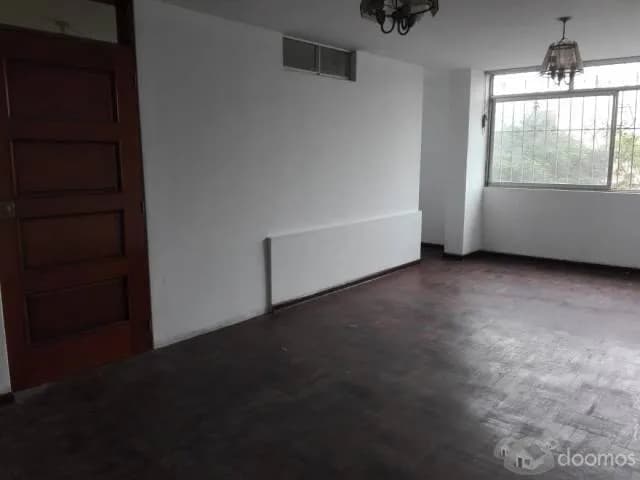 Venta amplio departamento Av. Bertello Lima — foto 2