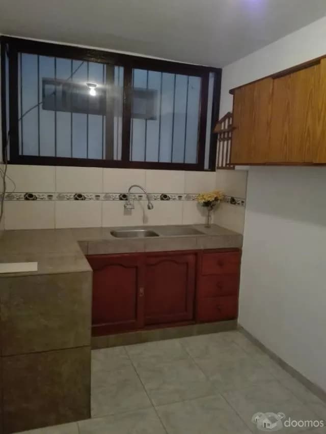 Venta amplio departamento Av. Bertello Lima — foto 5