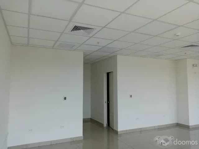 ALQUILER DE OFICINA IMPLEMENTADA 3ER PISO EN SURCO — foto 4