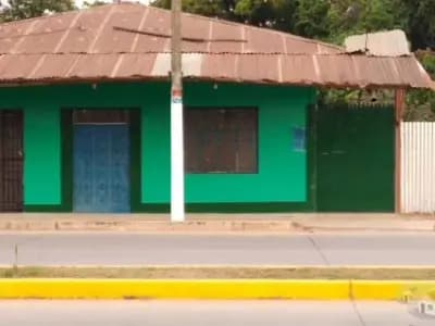 ALQUILER LOCAL COMERCIAL 150 M2 AV. YARINACOCHA - PUCALLPA