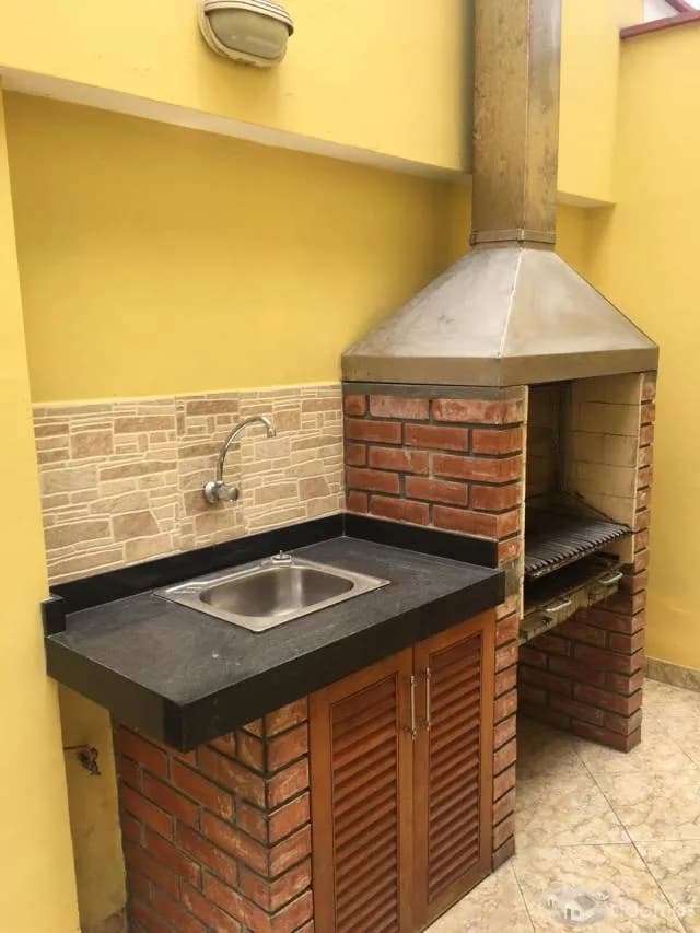 Hermosa casa con acabados de primera en Cercado de Lima — foto 1