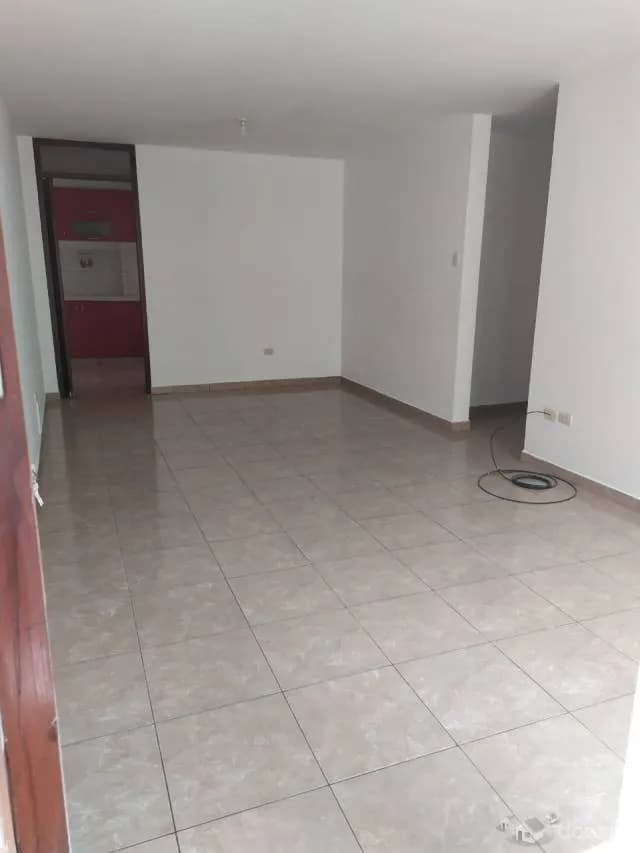 ALQUILER DE DEPARTAMENTO EN ZONA CENTRICA CHICLAYO — foto 2