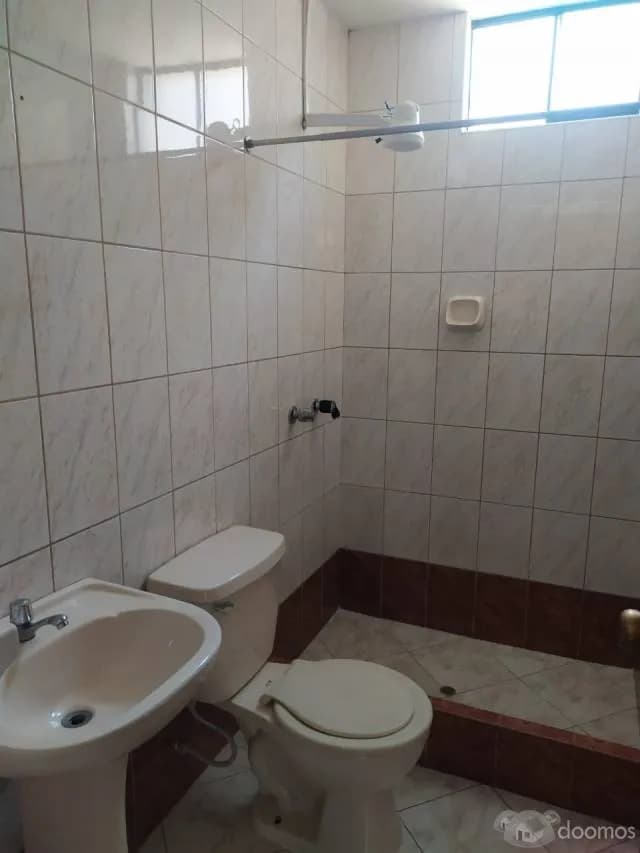 ALQUILER DE DEPARTAMENTO EN ZONA CENTRICA CHICLAYO — foto 4
