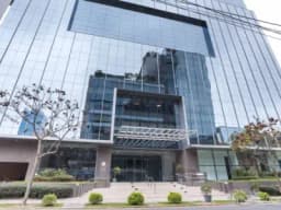 Trabaje a su manera en una oficina privada para cuatro