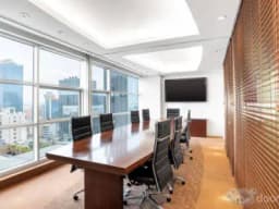 Espacio de oficina listo para usar para acomodar a un equipo en crecimiento de hasta 10 personas
