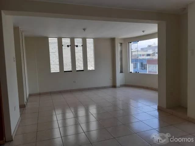 Cómodos Departamentos en Primer piso  y tercer piso ADEPA — foto 1