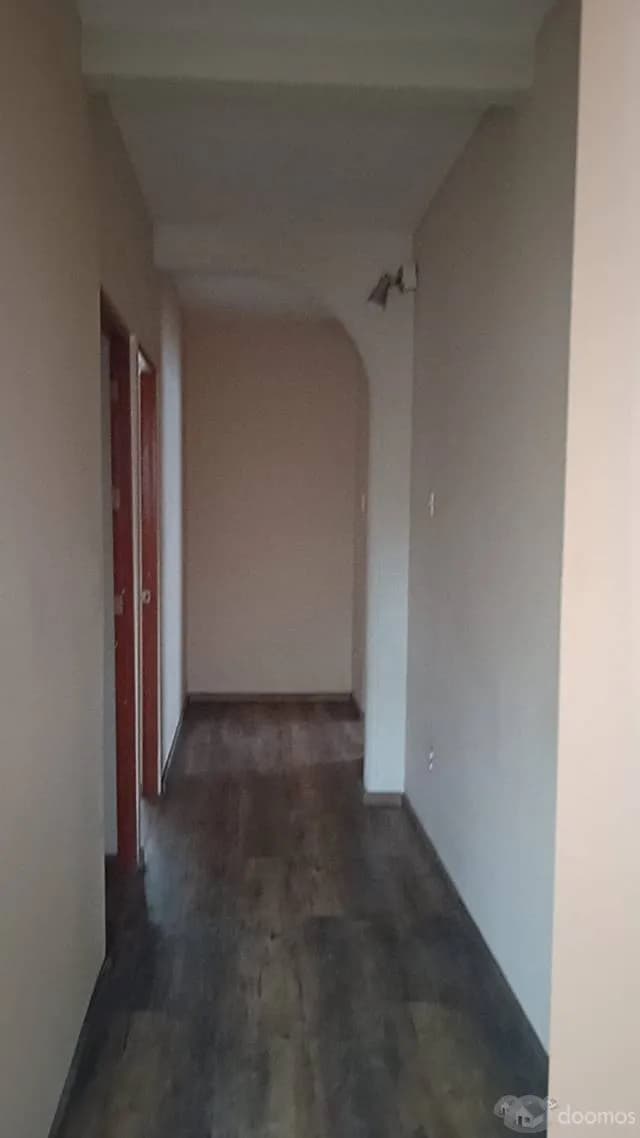 Alquiler de oficinas y almacenes en Lince — foto 2