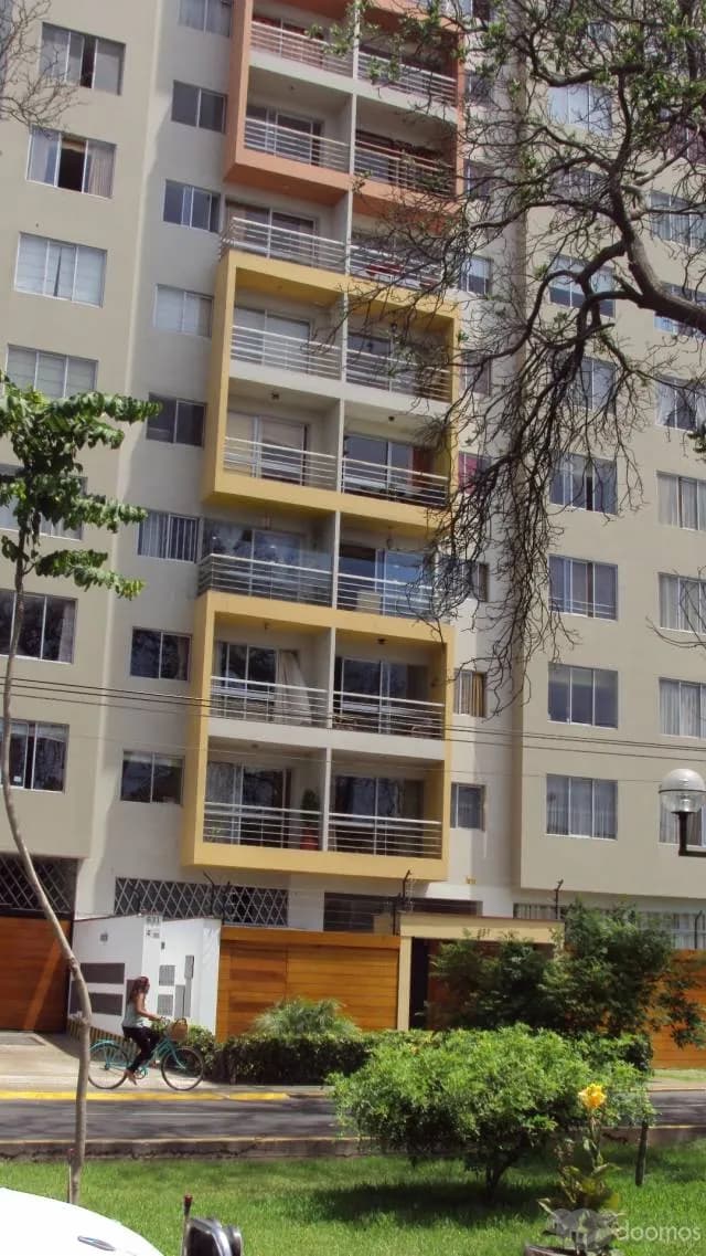 ALQUILO  DEPARTAMENTO FINAMENTE EQUIPADO Y AMOBLADO — foto 1