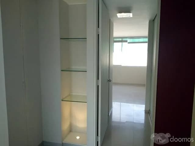 Venta de departamento remodelado en Miraflores — foto 7