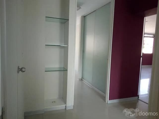 Venta de departamento remodelado en Miraflores — foto 9