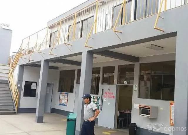 REMATE CHORRILLOS Local Comercial - 700 mt2 - 12 Estacionamientos — foto 4