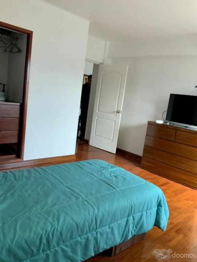 Departamento en tercer piso con cochera interior cerrada — foto 6