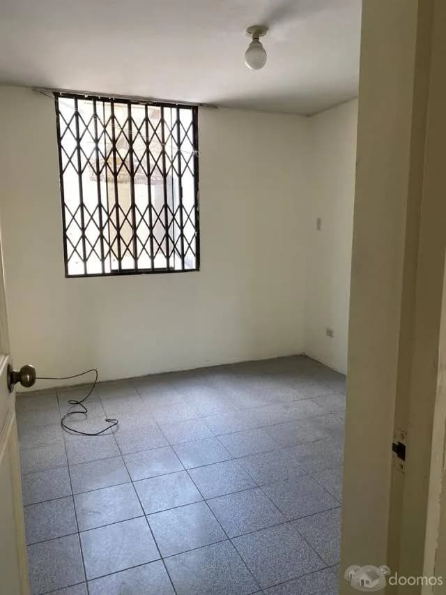 VENDO DEPARTAMENTO EN SURCO MUY BUENA UBICACIÓN — foto 3