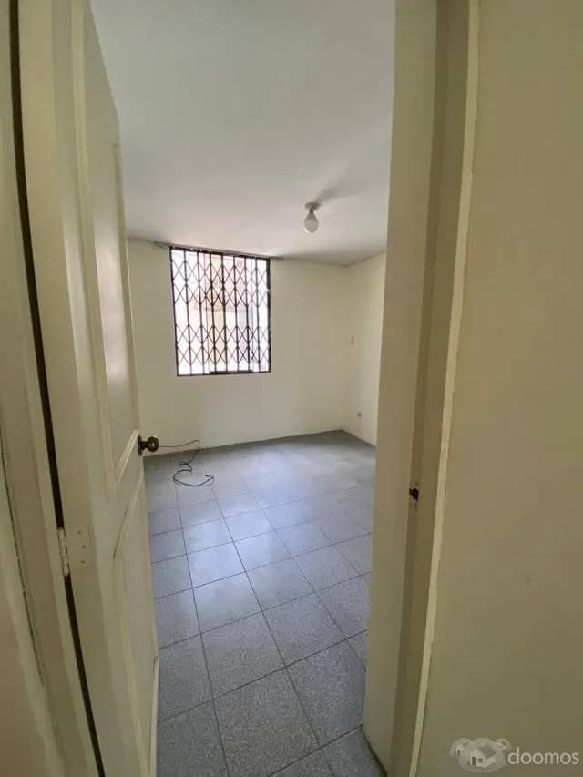 VENDO DEPARTAMENTO EN SURCO MUY BUENA UBICACIÓN — foto 7