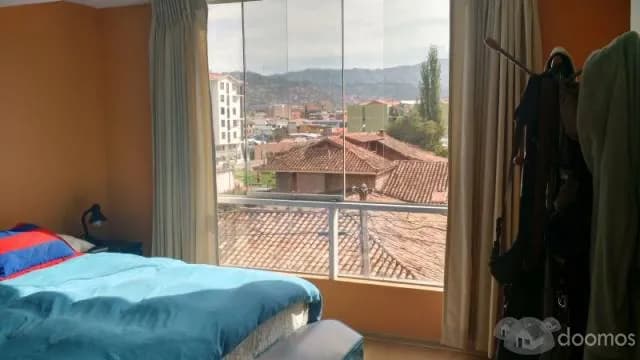 EN VENTA DEPARTAMENTO AMOBLADO EN RESIDENCIAL HUANCARO — foto 2