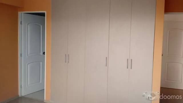EN VENTA DEPARTAMENTO AMOBLADO EN RESIDENCIAL HUANCARO — foto 3