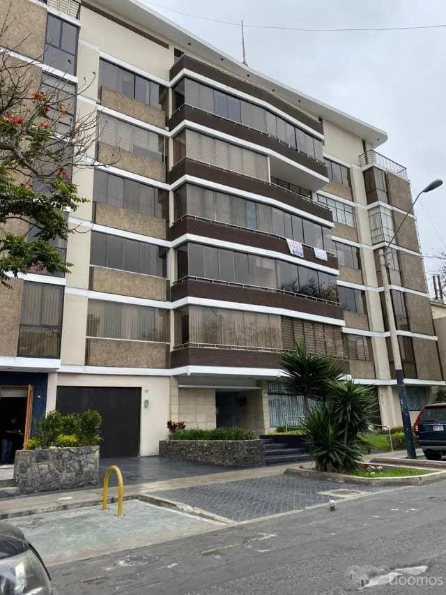 Alquiler de departamento en san isidro en segundo piso — foto 1