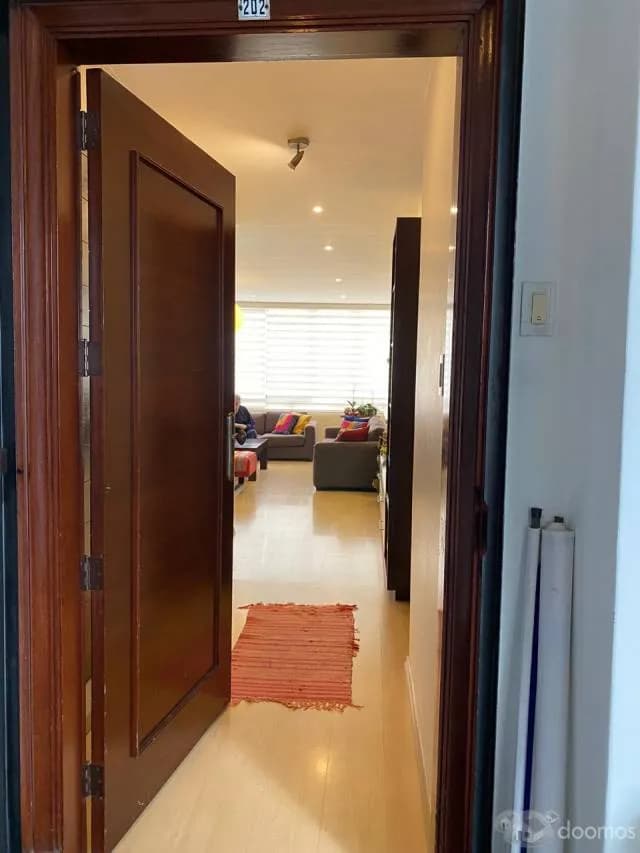 Alquiler de departamento en san isidro en segundo piso — foto 2