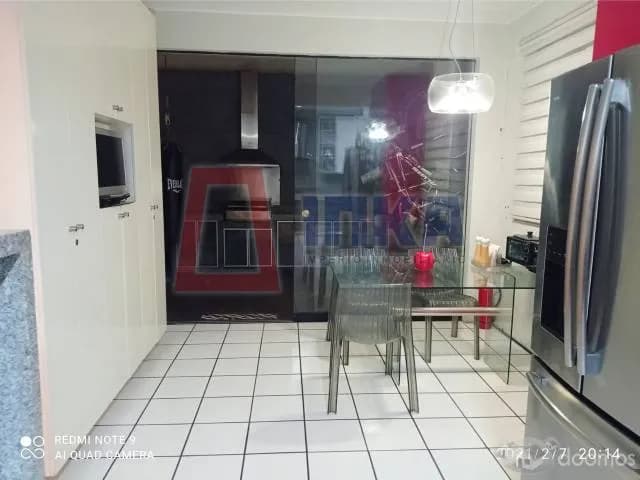 ESPECTACULAR CASA ,CON  FINOS ACABADOS Y EXCELENTE DISTRIBUCIÓN — foto 9