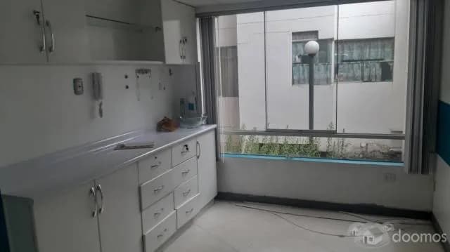 EN VENTA DEPARTAMENTO EN AV. TOMASA TITOCONDEMAYTA — foto 12