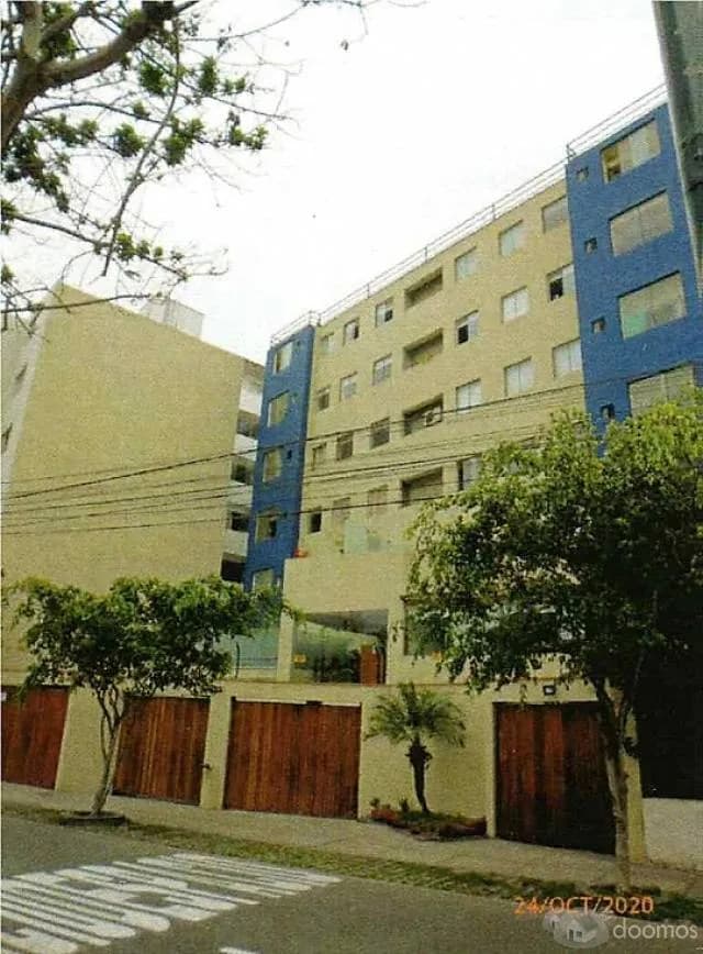 ALQUILO AMOBLADO EN MIRAFLORES, EXCELENTE UBICACIÓN ! — foto 1