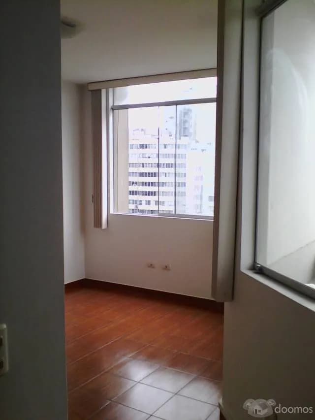 Alquilo Preciosas Oficinas en Jesus Maria — foto 6