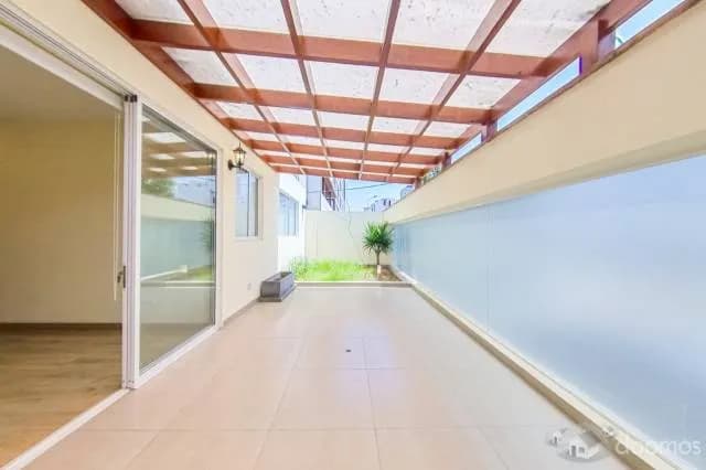 HERMOSO DEPARTAMENTO EN VENTA DE 158 M2 EN MIRAFLORES — foto 1