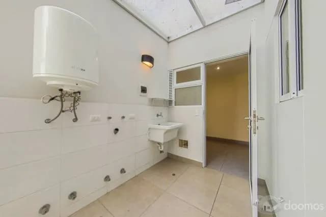HERMOSO DEPARTAMENTO EN VENTA DE 158 M2 EN MIRAFLORES — foto 2