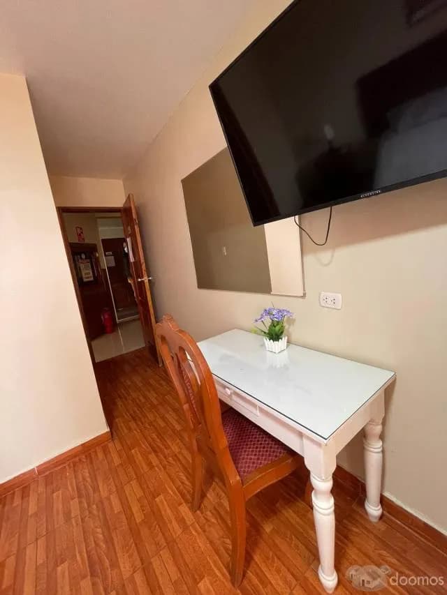 Habitación Para Señorita Que Estudia o Trabaja — foto 2