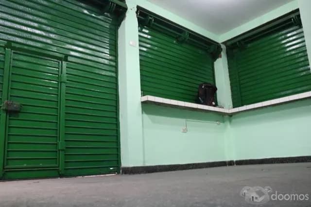 Local Comercial/ Almacén / Centro de Atención — foto 4