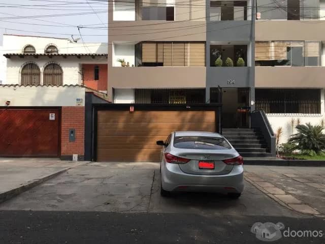 DPTO. EN AV. ENCALADA A 2 CUADRAS DE AV. PRIMAVERA — foto 3