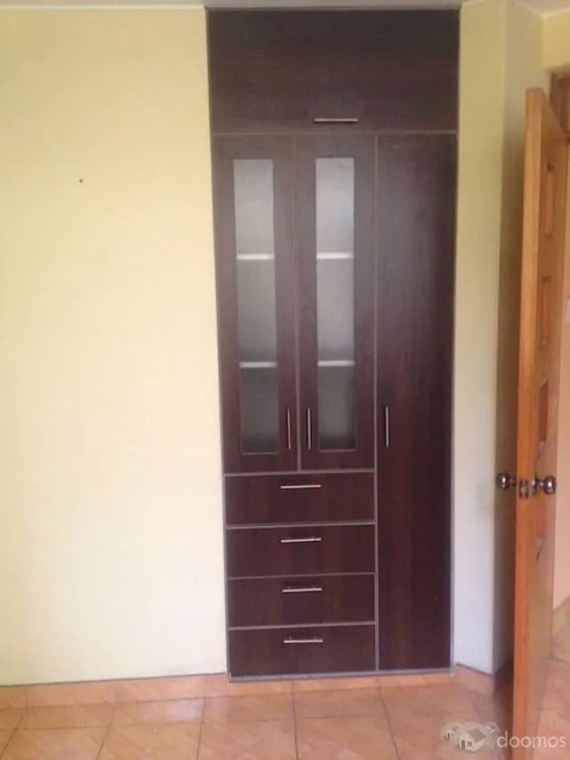 ALQUILER DE DEPARTAMENTO / PRIMER PISO / LOS OLIVOS — foto 1