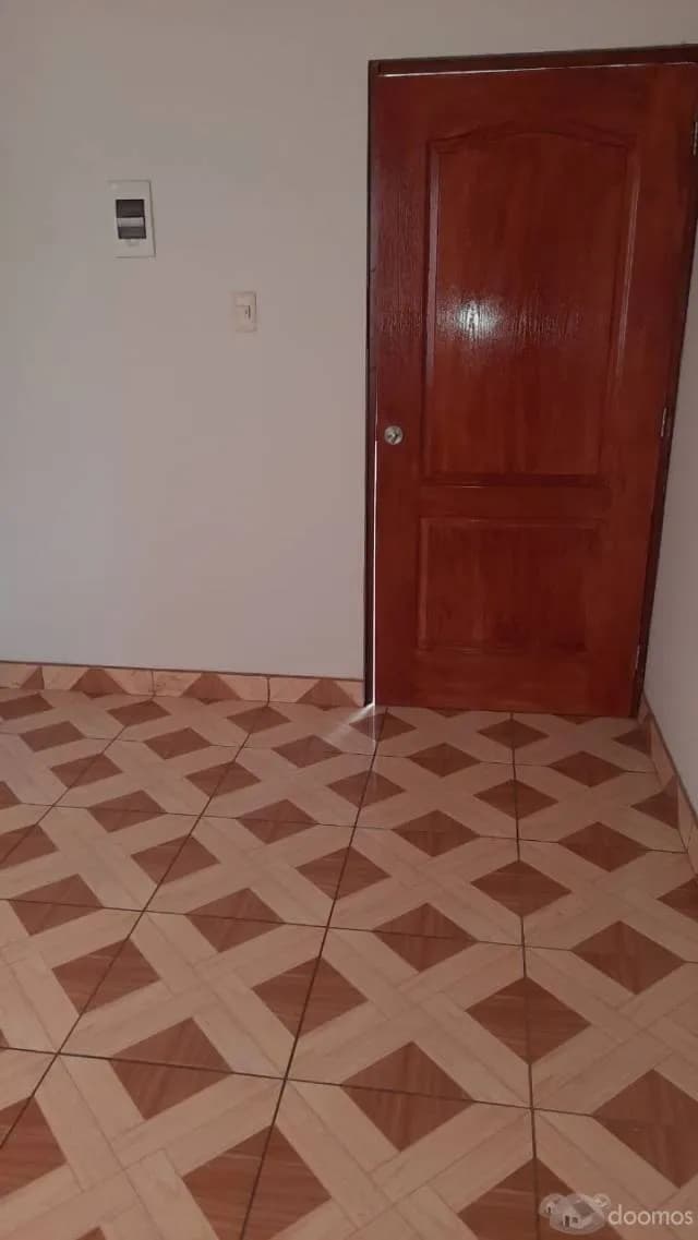 Alquilo Habitación c/baño en surco viejo — foto 3